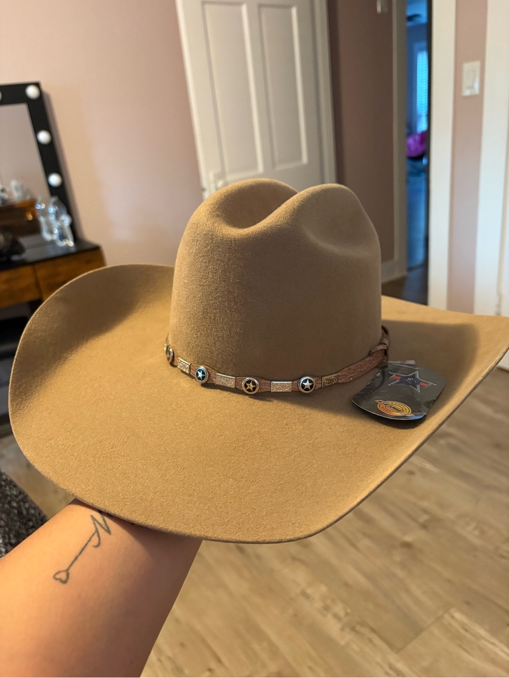 Men's Tan Felt Western Cowboy Hat with Decorative Concho Band